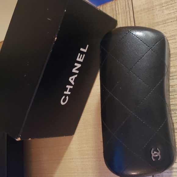 NWT⭐AUTHENTIC CHANEL⭐ Blue Jackie O style STUNNING SOPHISTICATED Sunglasses. - Picture 4 of 16